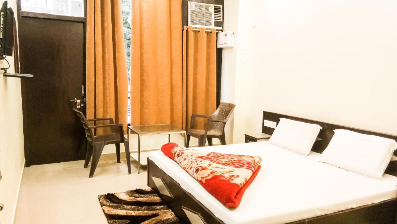 Hotel Orange Classic Rishīkesh Buitenkant foto