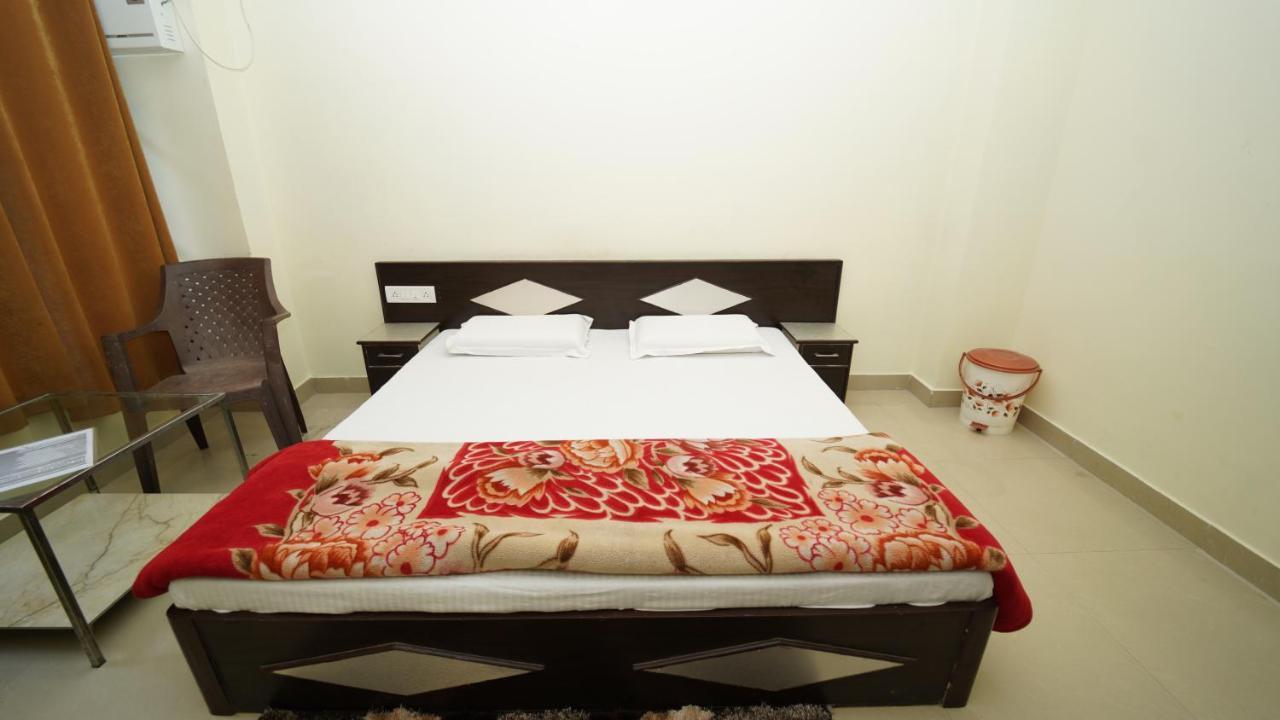 Hotel Orange Classic Rishīkesh Buitenkant foto